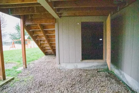 557 N Heights Dr, Eagle Point, OR 97524 photo 31