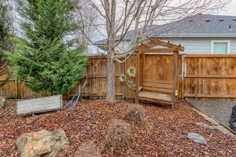 301 Arrowhead Trl, Eagle Point, OR 97524 photo 7