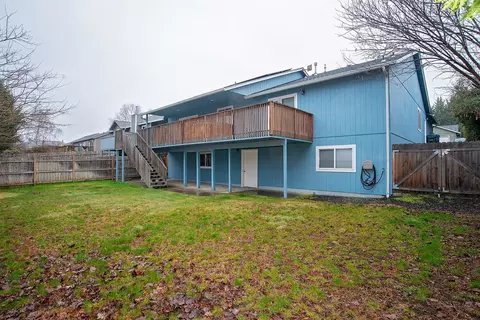 466 Phyllis Dr, Eagle Point, OR 97524 photo 22