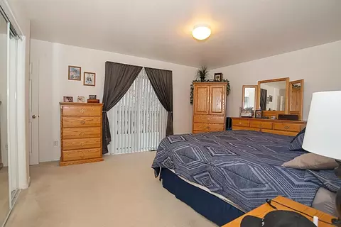 466 Phyllis Dr, Eagle Point, OR 97524 photo 9