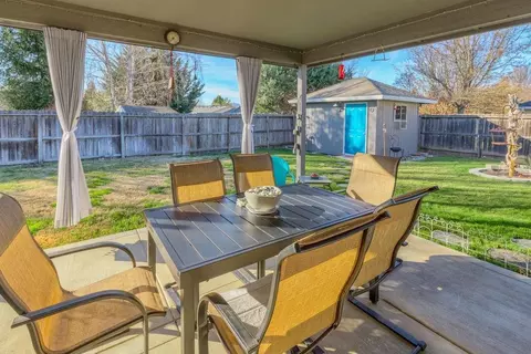 13 Osprey Dr, Eagle Point, OR 97524 photo 26