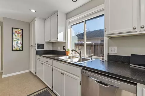 13 Osprey Dr, Eagle Point, OR 97524 photo 12