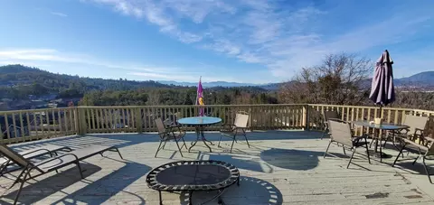 1565 Panoramic Loop, Grants Pass, OR 97527 photo 20