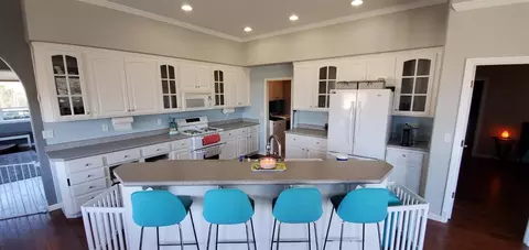 1565 Panoramic Loop, Grants Pass, OR 97527 photo 8