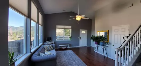 1565 Panoramic Loop, Grants Pass, OR 97527 photo 5