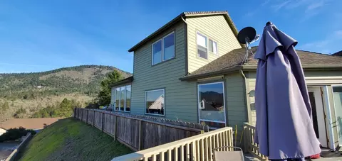 1565 Panoramic Loop, Grants Pass, OR 97527 photo 24