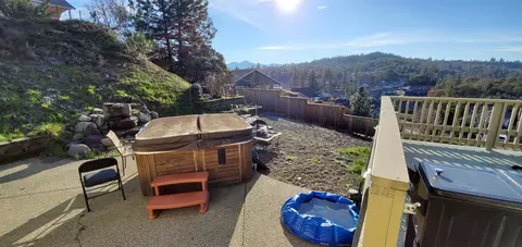 1565 Panoramic Loop, Grants Pass, OR 97527 photo 21