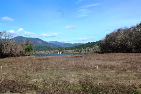 2083 Marcy Loop Rd, Grants Pass, OR 97527 photo 13