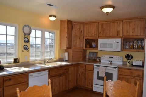39441 Modoc Point Rd, Chiloquin, OR 97624 photo 14