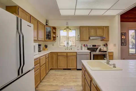 1800 Cedar Flat Rd, Williams, OR 97544 photo 6