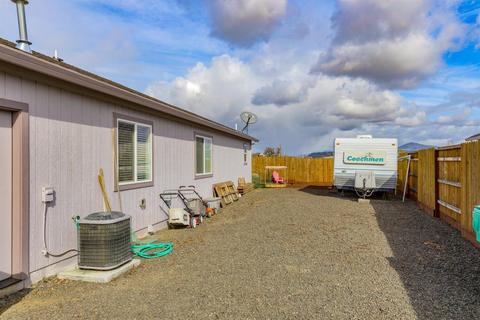 126 Cedric Ct, Eagle Point, OR 97524 photo 24