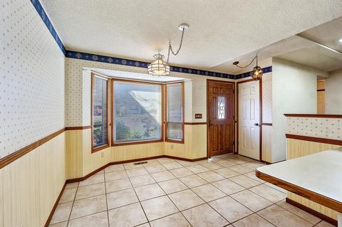 313 S Rose St, Phoenix, OR 97535 photo 9