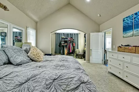 887 Ridgeview Dr, Eagle Point, OR 97524 photo 9