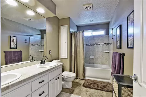 887 Ridgeview Dr, Eagle Point, OR 97524 photo 24