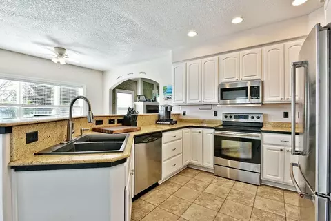 887 Ridgeview Dr, Eagle Point, OR 97524 photo 11