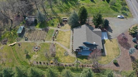 533 Barker Dr, Merlin, OR 97532 photo 5