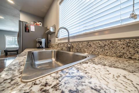 503 S B St, Phoenix, OR 97535 photo 7