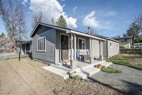 503 S B St, Phoenix, OR 97535 photo 3