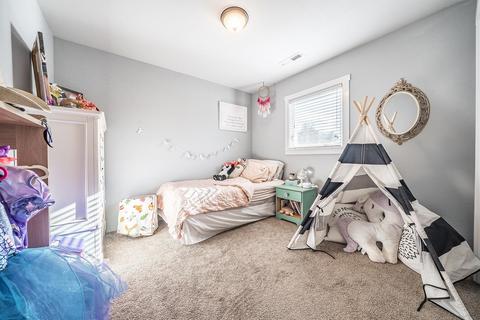 503 S B St, Phoenix, OR 97535 photo 16