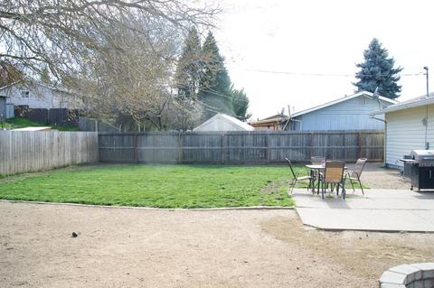 655 Talbot St, Eagle Point, OR 97524 photo 15