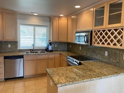 453 Elm St, Phoenix, OR 97535 photo 5