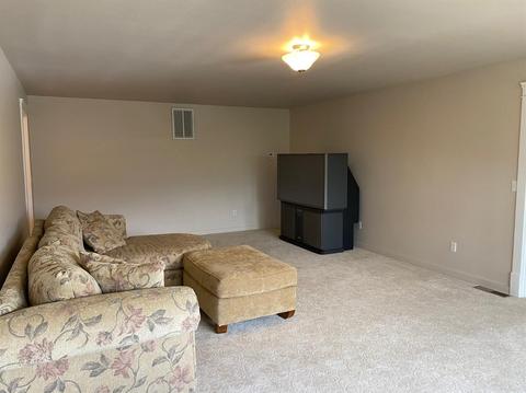 453 Elm St, Phoenix, OR 97535 photo 9