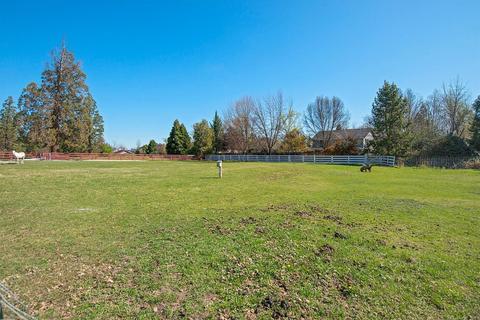 3610 Grant Rd, Central Point, OR 97502 photo 27