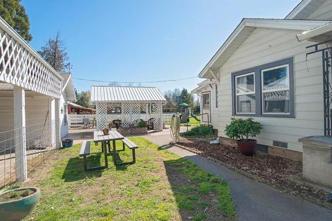 3610 Grant Rd, Central Point, OR 97502 photo 20
