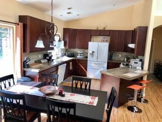 356 Madrona Dr, Cave Junction, OR 97523 photo 5