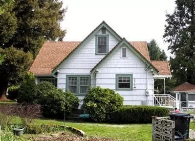 375 E Park St, Grants Pass, OR 97527 photo 2