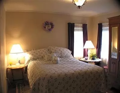 375 E Park St, Grants Pass, OR 97527 photo 10
