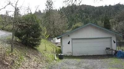 555 Davidson Rd, Williams, OR 97544 photo 4