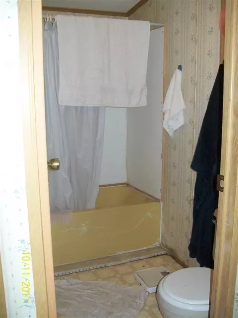 2009 Holland Loop Rd, Cave Junction, OR 97523 photo 11