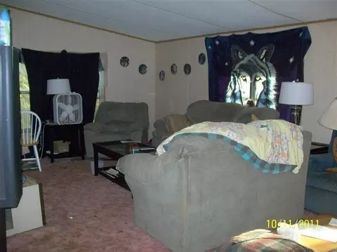 2009 Holland Loop Rd, Cave Junction, OR 97523 photo 4