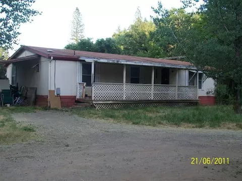 2009 Holland Loop Rd, Cave Junction, OR 97523 photo 2