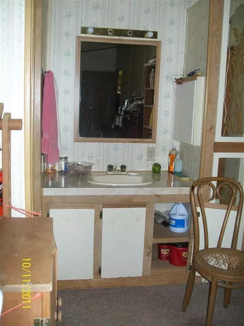 2009 Holland Loop Rd, Cave Junction, OR 97523 photo 10