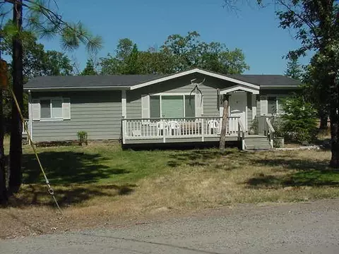 108 Raymond St, Cave Junction, OR 97523 photo 2