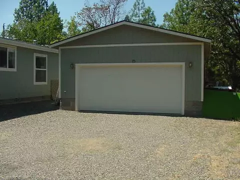 108 Raymond St, Cave Junction, OR 97523 photo 5