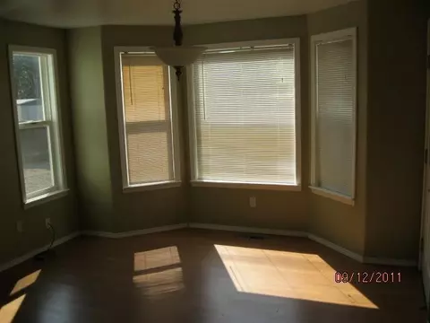 42 Pine Ct, Eagle Point, OR 97524 photo 3