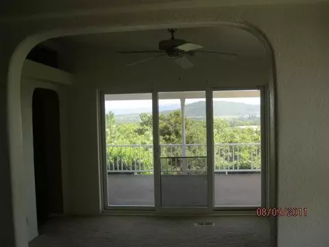 220 Chateau Dr, Eagle Point, OR 97524 photo 6