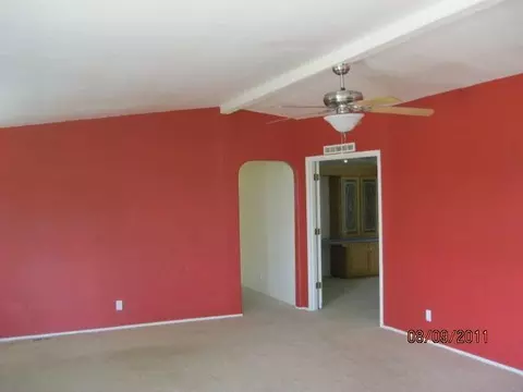 220 Chateau Dr, Eagle Point, OR 97524 photo 5