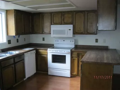 703 Sandra, Central Point, OR 97502 photo 7