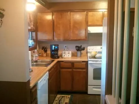 222 Fifth St, Glendale, OR 97442 photo 9