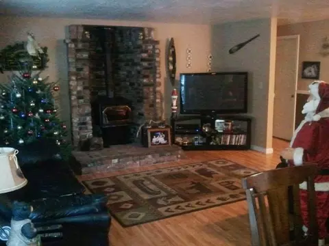 222 Fifth St, Glendale, OR 97442 photo 6