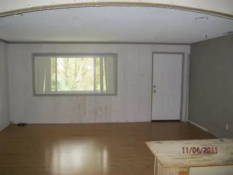 9855 Evans Creek Rd, Rogue River, OR 97537 photo 2