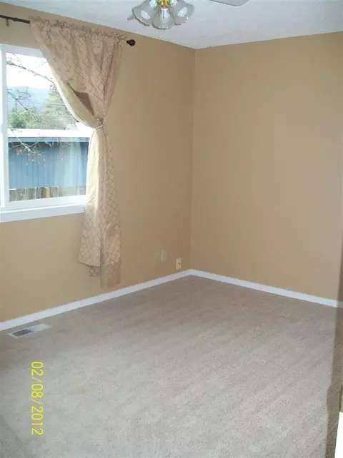 622 Frederick Ct, Cave Junction, OR 97523 photo 9