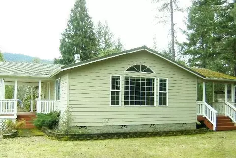 229 E Fork Rd, Williams, OR 97544 photo 3