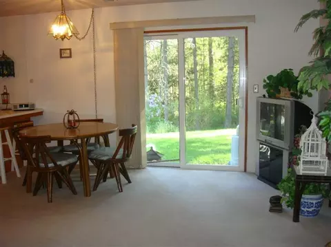 501 Crestview Loop, Grants Pass, OR 97526 photo 3