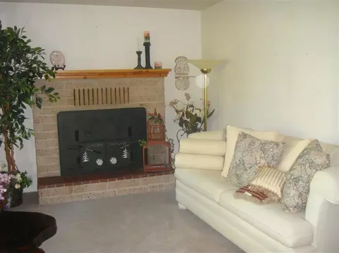 501 Crestview Loop, Grants Pass, OR 97526 photo 2