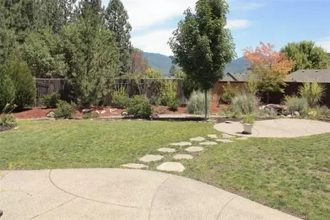 311 Harper Loop Rd, Grants Pass, OR 97527 photo 20